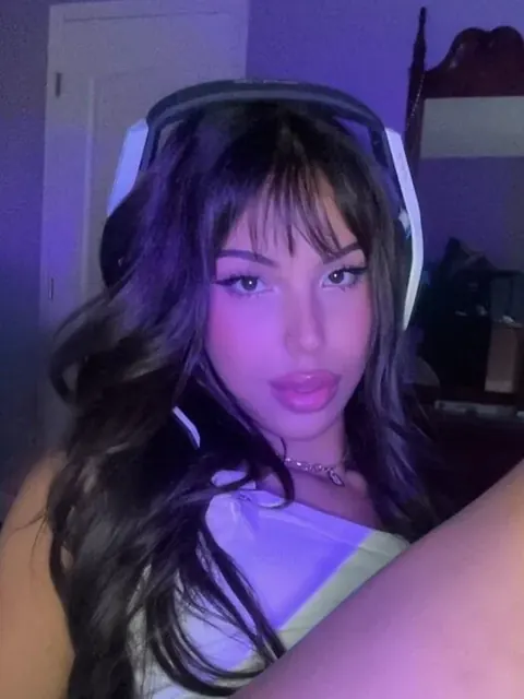 VIXEN on OnlyFans trans goddess