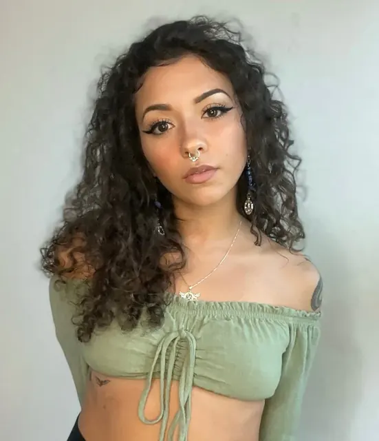 Luna Ready to play Online OnlyFans creator with engaging content