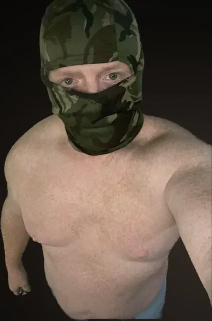 West Coast Ginger OnlyFans husky male creator
