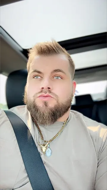 Woody3447 OnlyFans creator with exclusive content