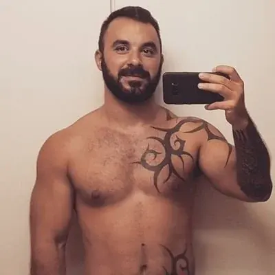 Xaviduranxxx OnlyFans athletic tattooed male