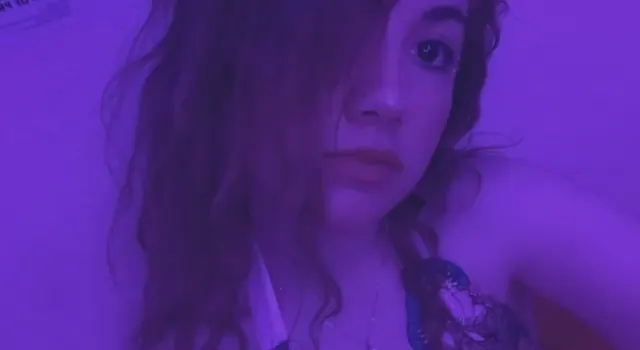 sizzlinlikeasnail OnlyFans creator with casual vibes