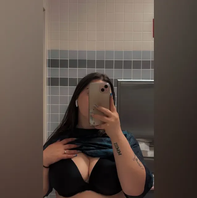 nicole on OnlyFans featuring exclusive lewd content