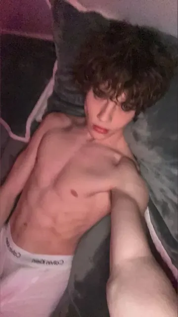 Griffin OnlyFans Slim Male Creator