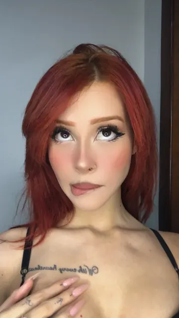 yahh OnlyFans creator with sensual content