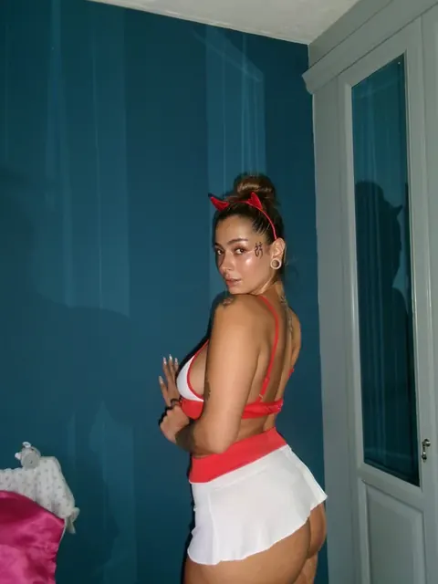 Yazzy Boo OnlyFans creator with exclusive content
