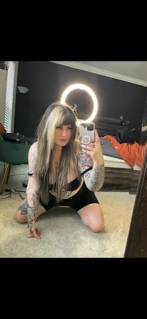 JaneDoe OnlyFans Curvy Tattooed