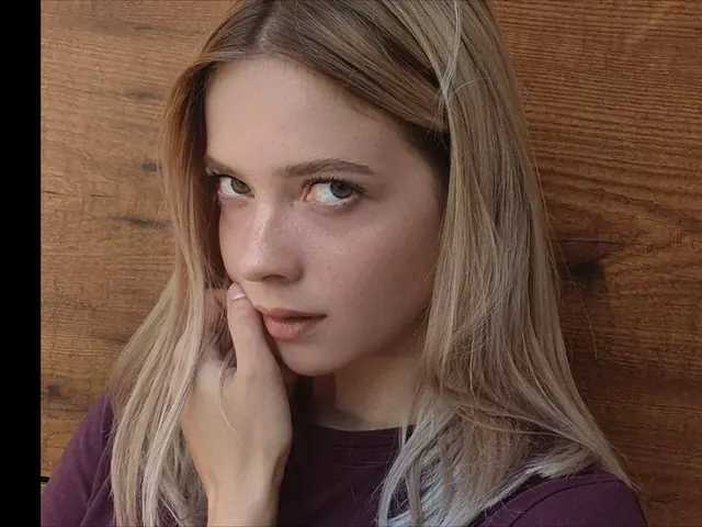 Your Lex OnlyFans creator with green eyes and blonde hair.