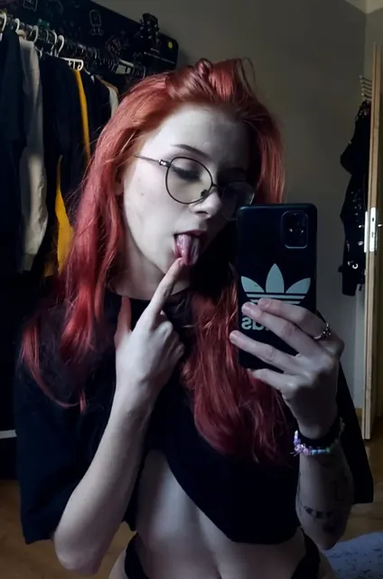 Your Sweet Cupcake OnlyFans petite creator