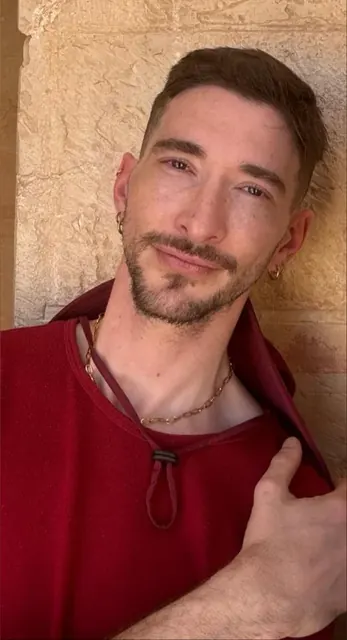 Yourxxxltoy OnlyFans Spanish creator with a unique charm