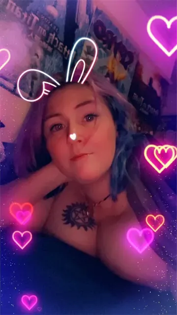 Yummy Yami OnlyFans creator with a curvy figure