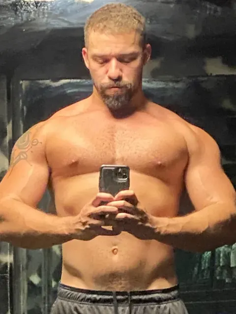Zodxblakk OnlyFans athletic tattooed creator