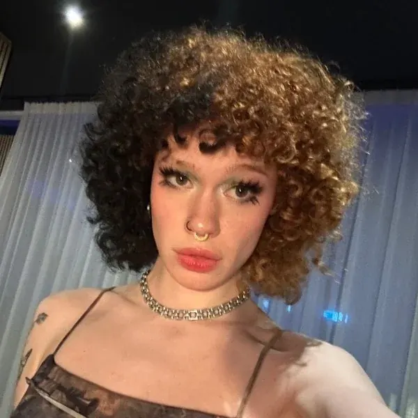 Zoë on OnlyFans sharing exclusive content.