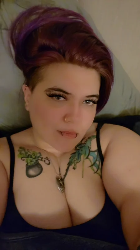 Cubanflavor profile on OnlyFans with spicy content