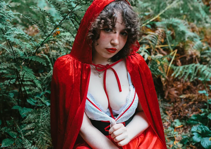 Caitlin Claws OnlyFans bubbly British girl