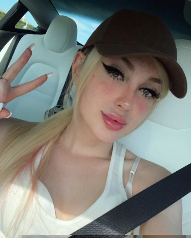 cutiepii33quinn OnlyFans Canadian model