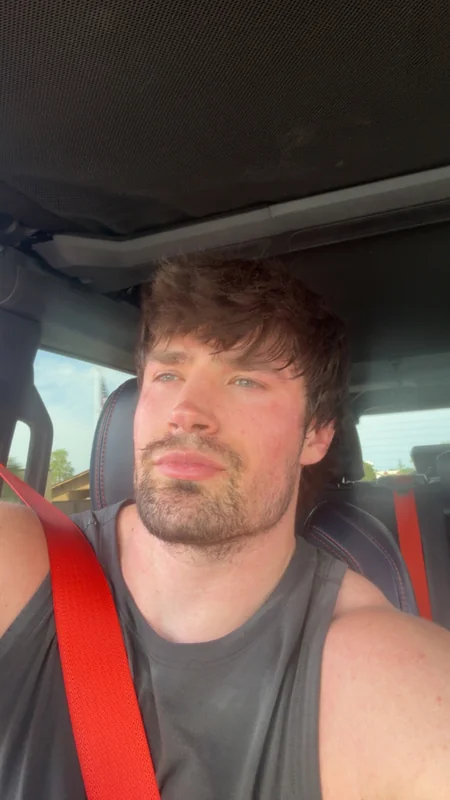 Wyatt Cushman OnlyFans athletic creator