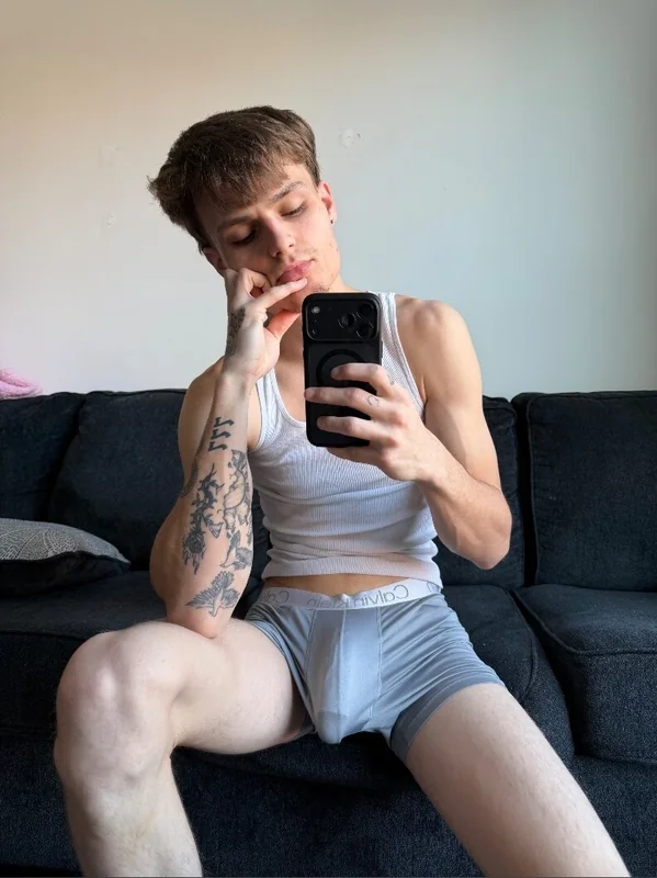 Dev OnlyFans tall lean creator