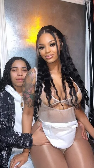 Dafinecouple OnlyFans Curvy