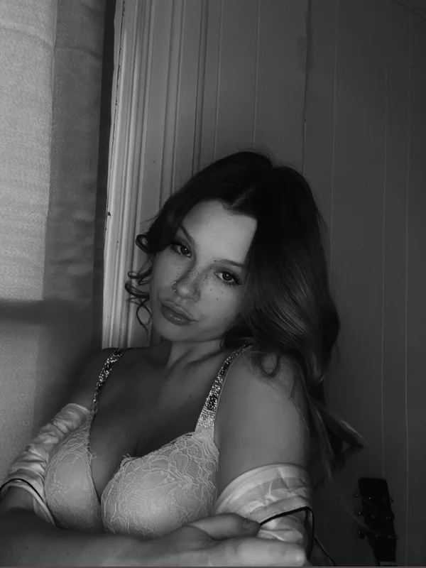 Daisy Dukez OnlyFans uncensored college student