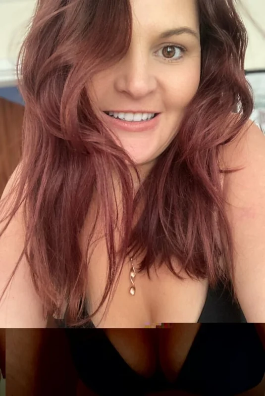 Daizeeblu OnlyFans Creator with enticing content
