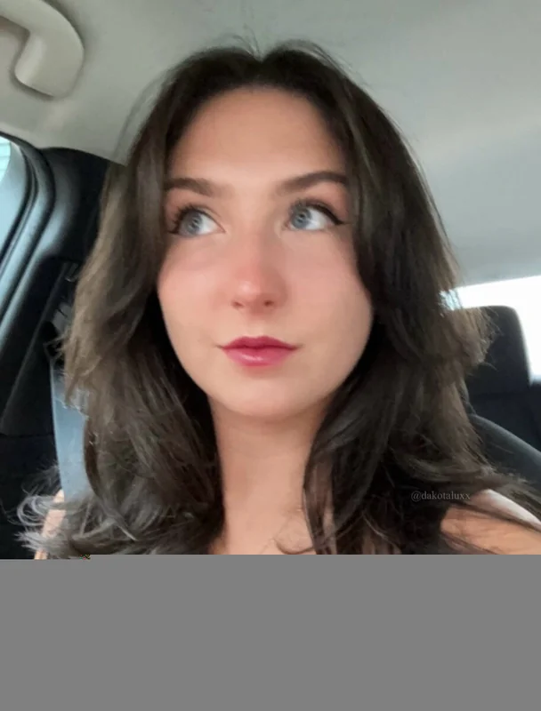 dakota OnlyFans creator with engaging content