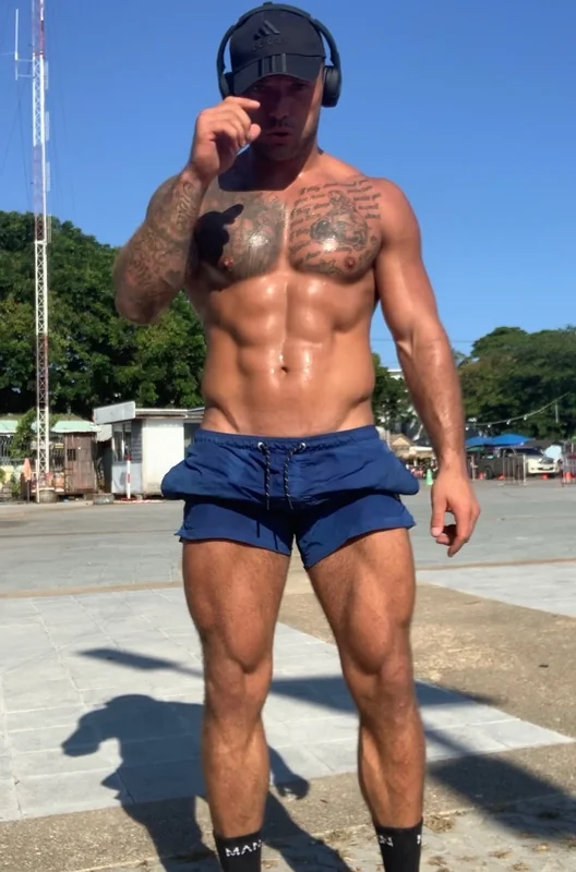 Dale OnlyFans UK lad living it up
