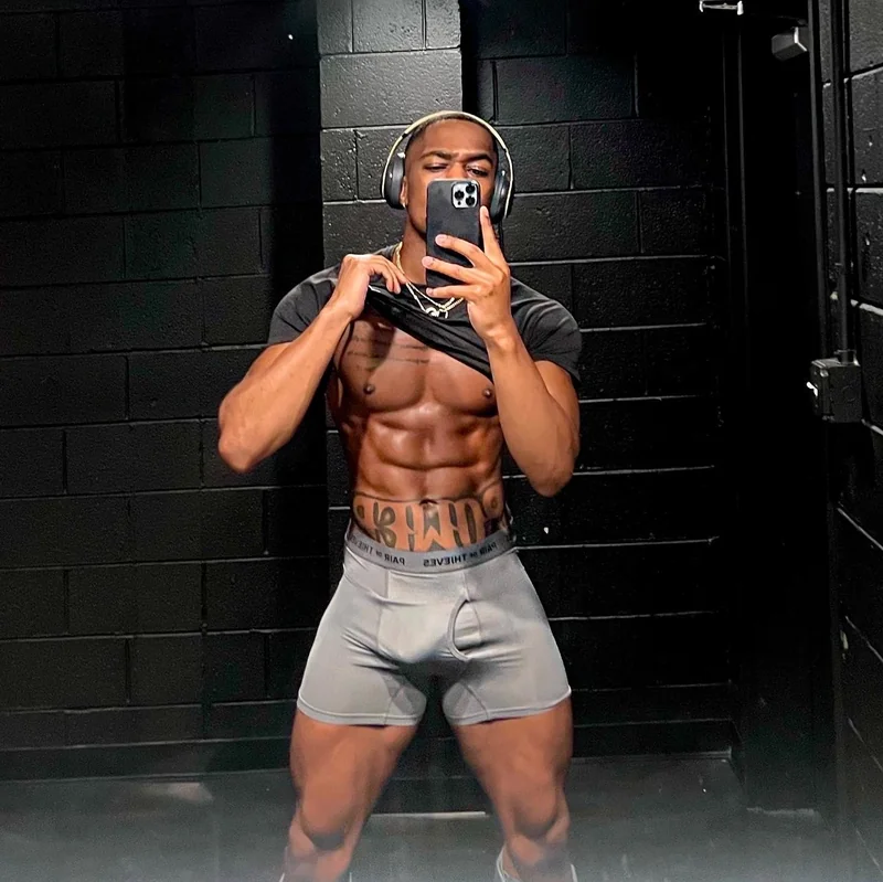 Dallas Micheal OnlyFans playful content creator