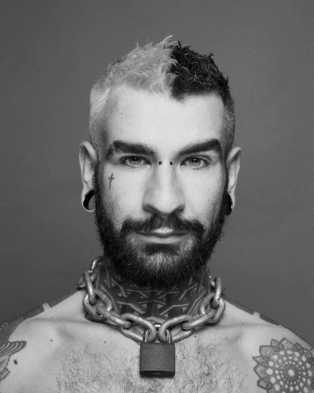 Damian89 OnlyFans uncensored content creator
