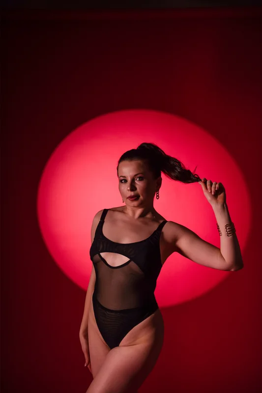 Rusi OnlyFans dancer sharing dance videos