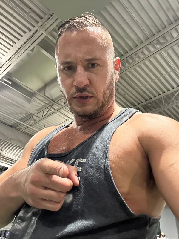 Danny Mountain OnlyFans male performer