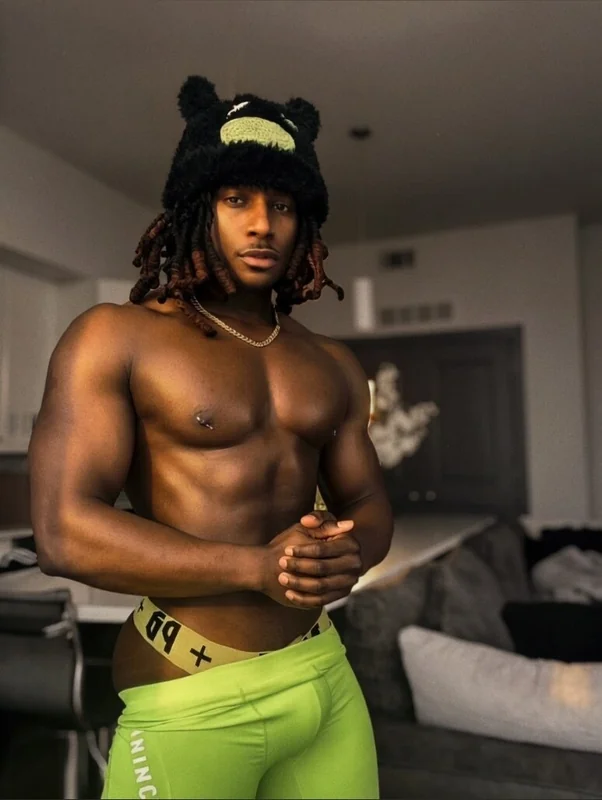 Darkphenexsaga OnlyFans exclusive creator