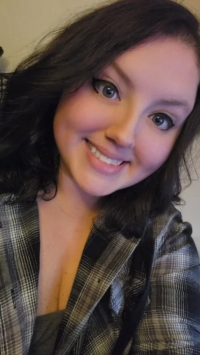 Darkwrld420 OnlyFans brunette creator