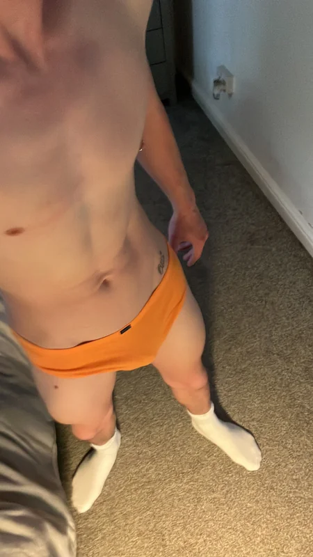 Decleeds OnlyFans creator from the UK