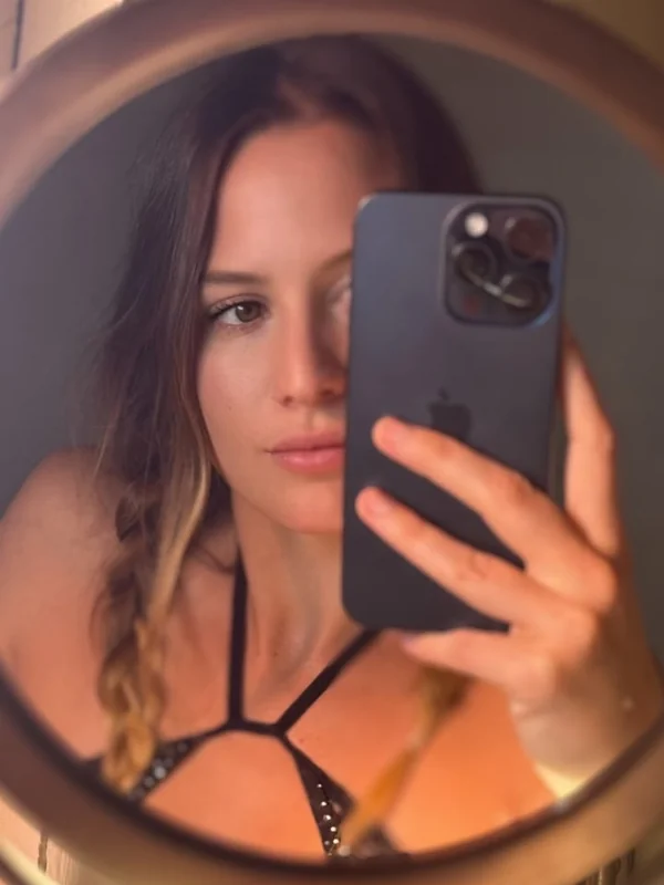 Demidovima OnlyFans Brunette Creator