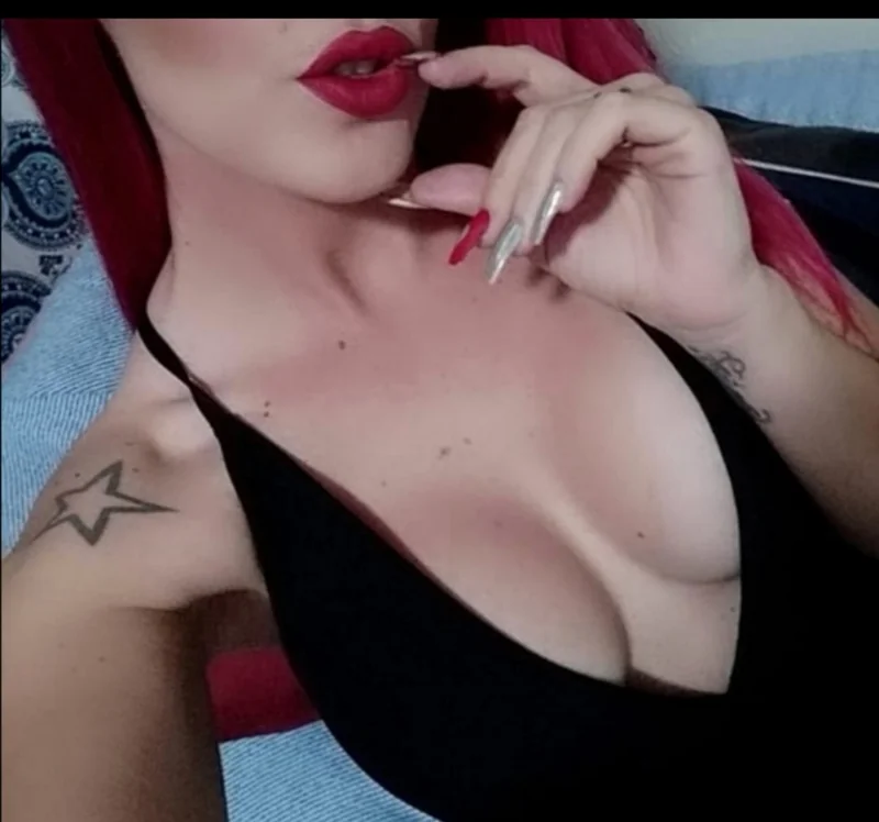 Divavond OnlyFans model with a passion for dance