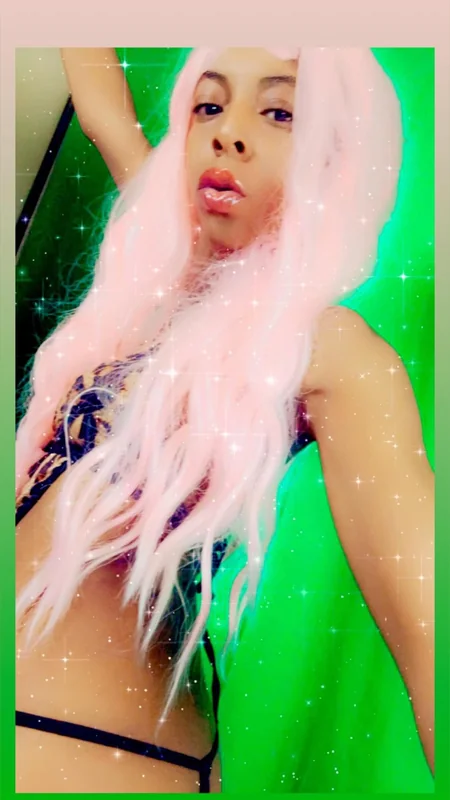 Dolllb OnlyFans sexy content creator
