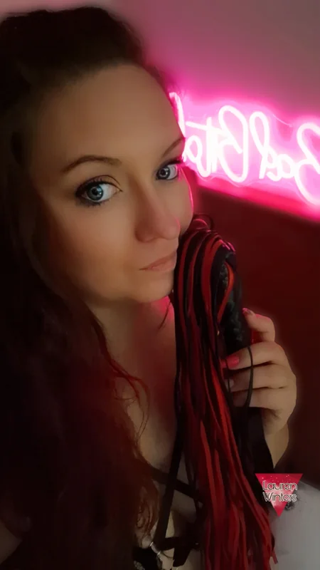 Dominalauren OnlyFans Curvy Domme