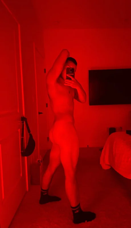 Dominiccaballero94 OnlyFans profile and inviting personality