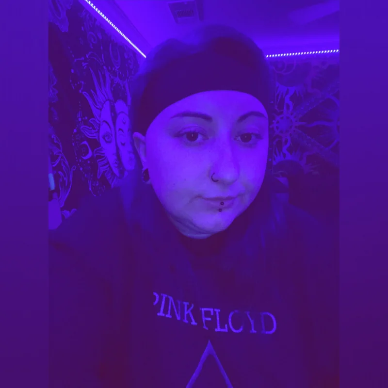 Dom OnlyFans profile with unique content