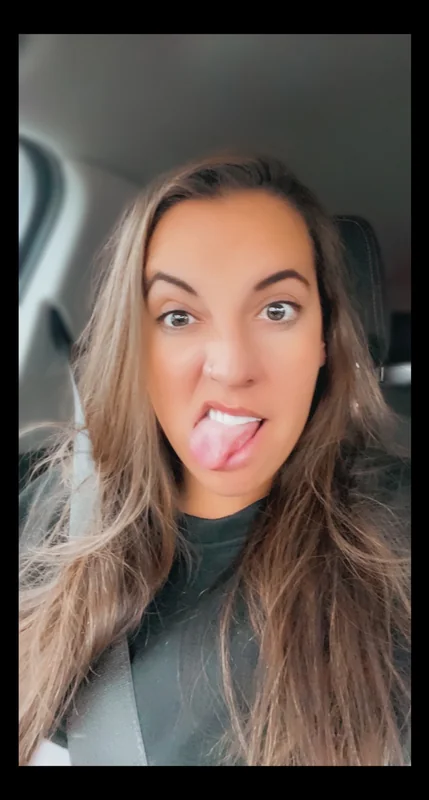 ๐ Tamia Grace ๐ฆ OnlyFans creator with all natural attributes.