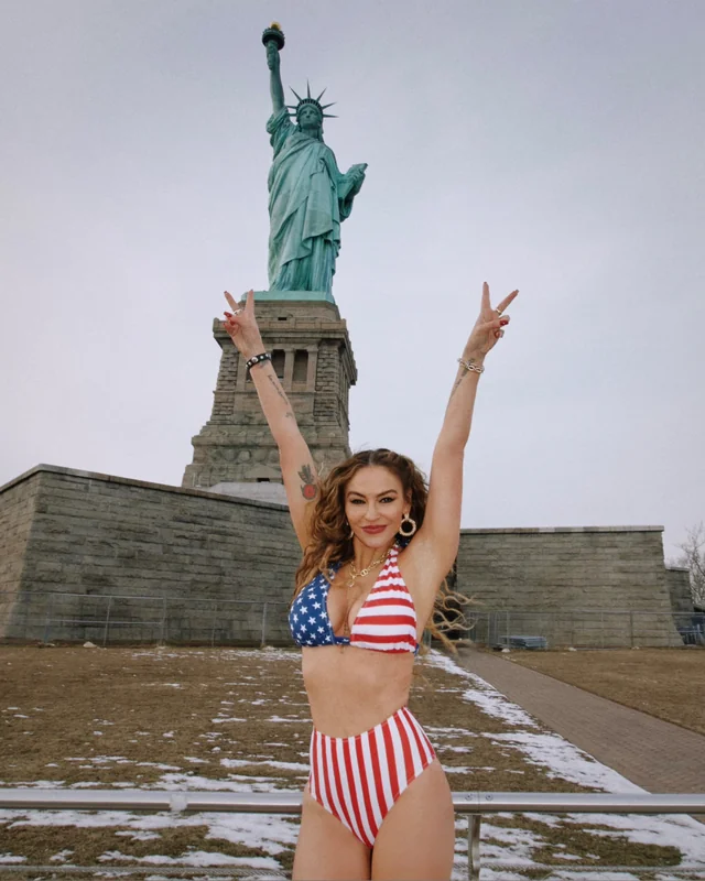 DREA DE MATTEO OnlyFans creator with exclusive content