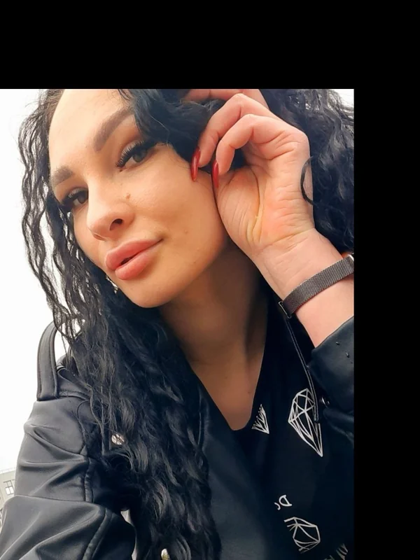 Dreamykira on OnlyFans with daily gaming content.