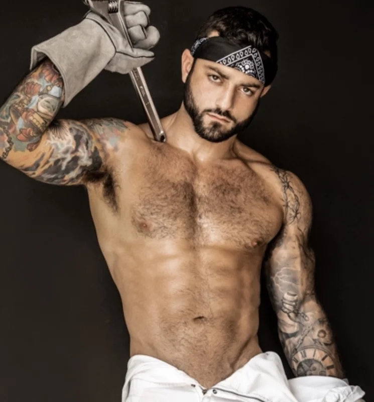 Drewvalentinoxl OnlyFans creator with unique content