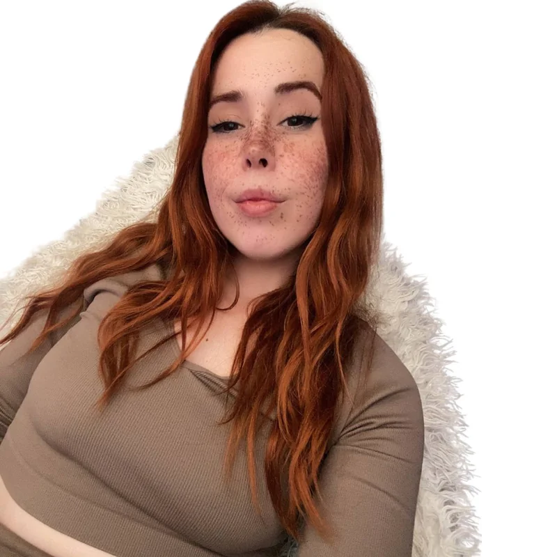 Eileen Pikapi🤍 OnlyFans redhead creator