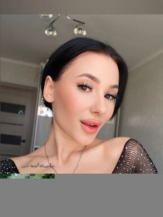 Elizabeth OnlyFans creator with a playful personality