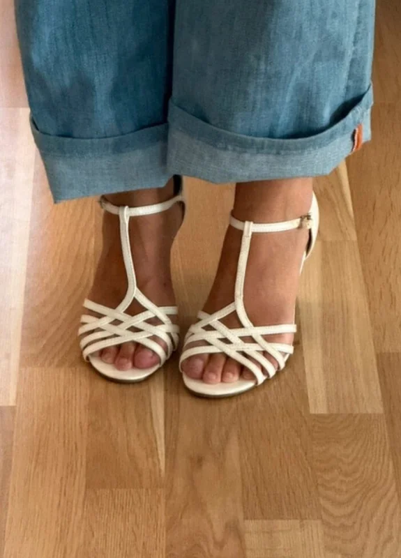 EllaBella OnlyFans profile picture - Swedish duo