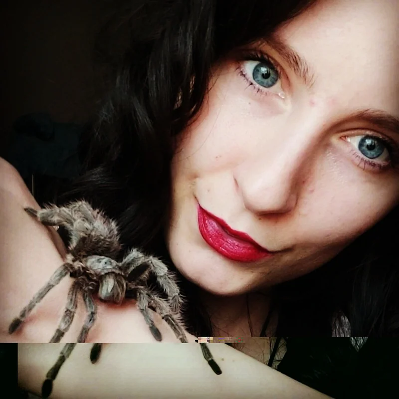 ellediabla on OnlyFans showcasing unique content