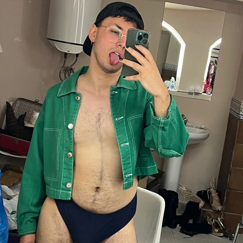 Elratilla on OnlyFans with erotic content