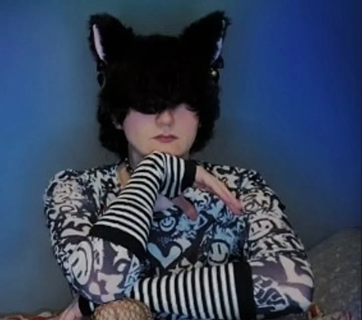 Ember The Femboy OnlyFans alternative creator